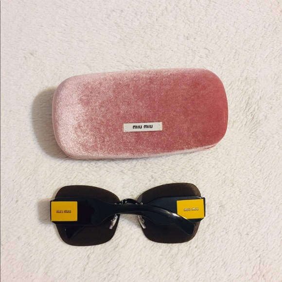Authentic miu miu women Sunglases - Picture 2 of 8